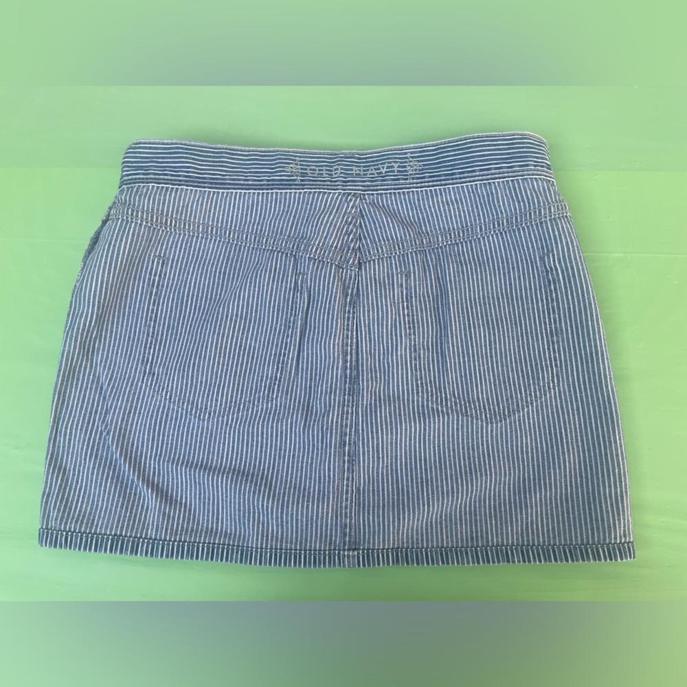 Old Navy Y2K Blue Striped Denim Skirt size 2 new without the tags attached - Picture 11 of 12